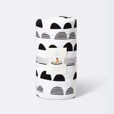 Round Activity Playmat Scallop - Cloud Island™ Black/White - Image 4